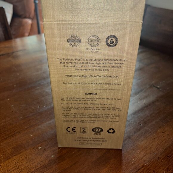 Zero Gravity Perfectio Anti-Aging Facial Infrared Device - Picture 4 of 6